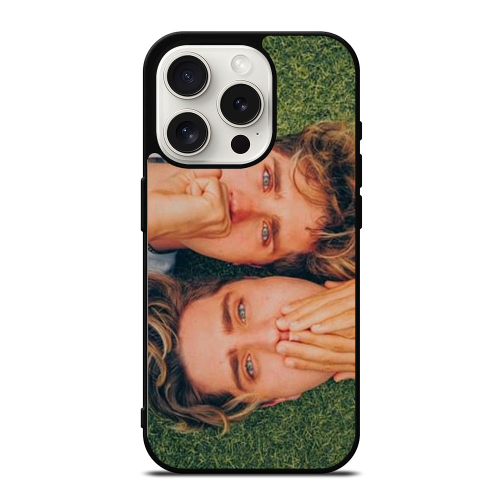 MARTINEZ TWINS SINGER iPhone 15 Pro Case Cover