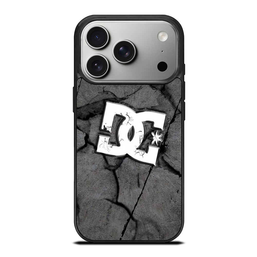 DC SHOE CO USA ICON 1 iPhone 17 Pro Case Cover
