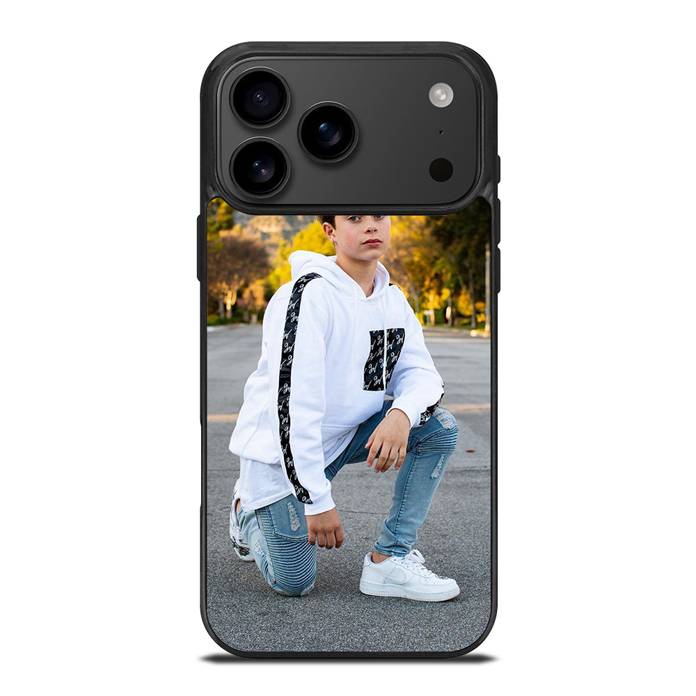 GAVIN MAGNUS COOL POSE iPhone 17 Pro Max Case Cover