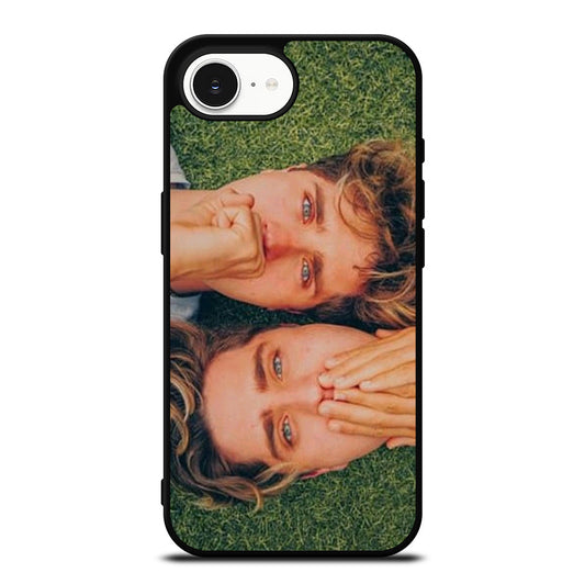 MARTINEZ TWINS SINGER iPhone 16e Case Cover