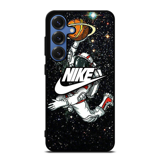 NIKE ASTRONAUT Samsung Galaxy S25 Case Cover