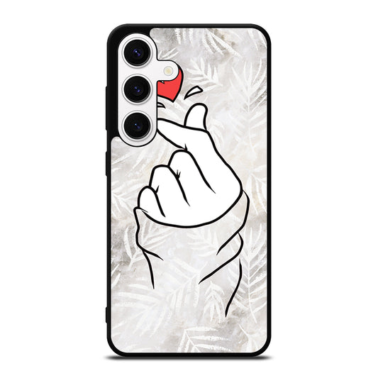 CUTE HEART FINGER WHITE MARBLE Samsung Galaxy S24 Case Cover
