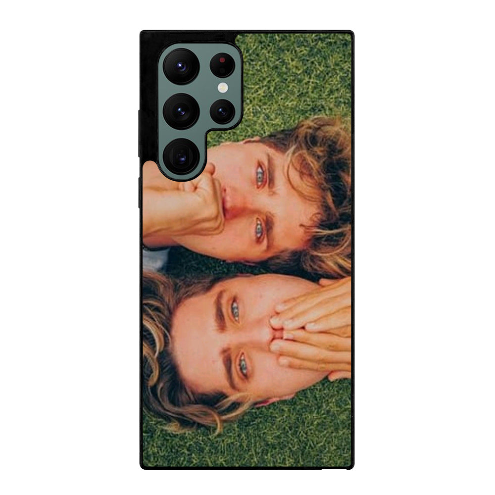 MARTINEZ TWINS SINGER Samsung Galaxy S22 Ultra Case Cover