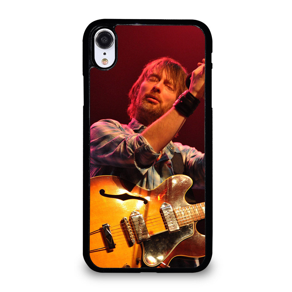 TOM YORKE AND GUITAR RADIOHEAD iPhone XR Case Cover