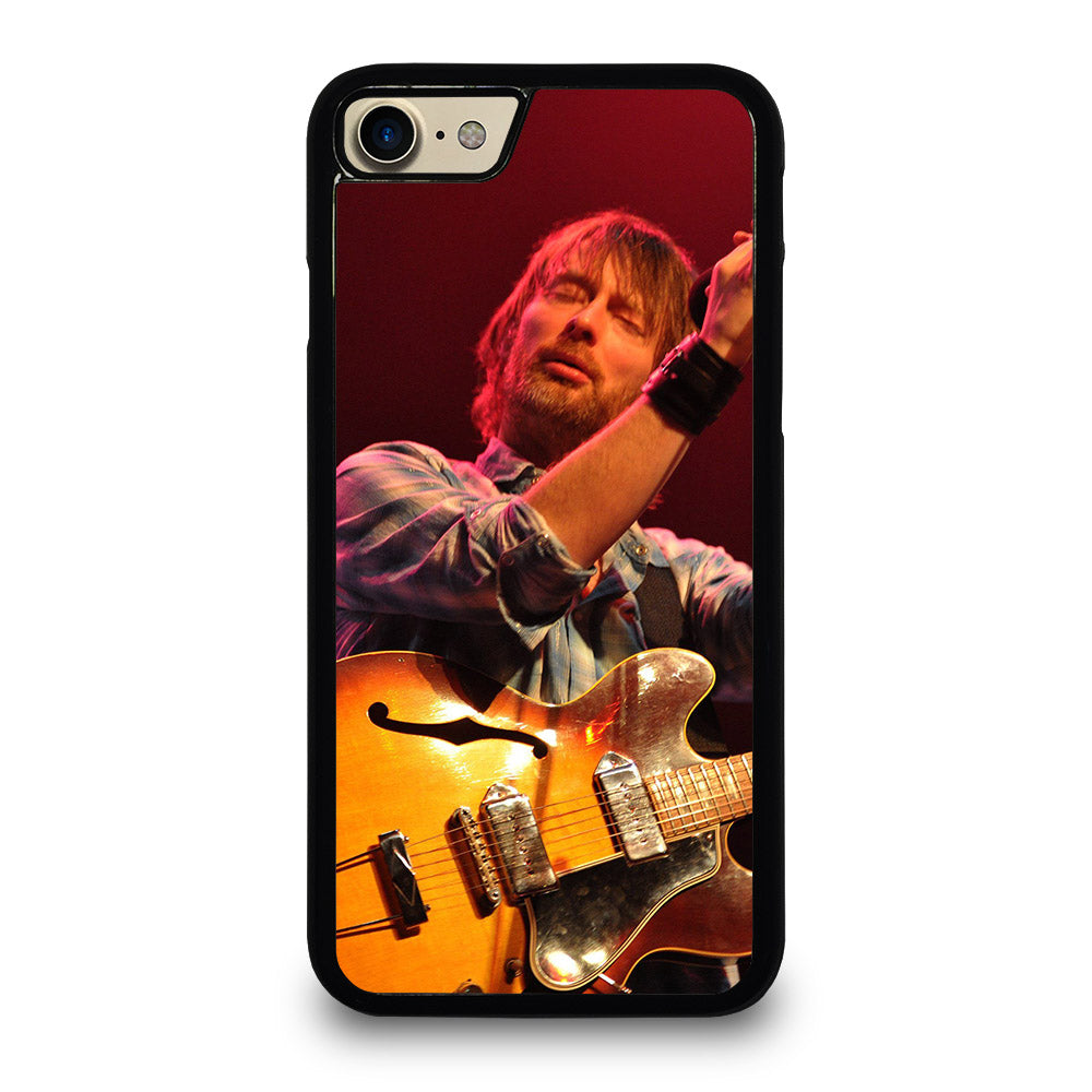 TOM YORKE AND GUITAR RADIOHEAD iPhone 7 / 8 Case Cover